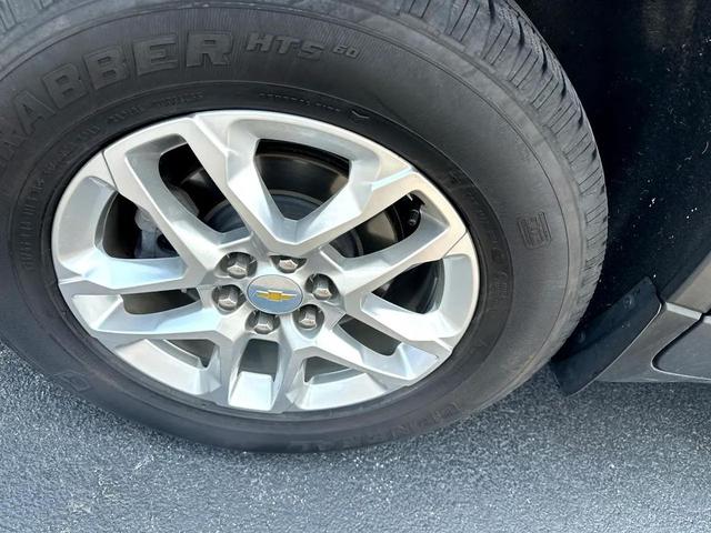 Photo of 2021 MAROON Chevrolet Traverse