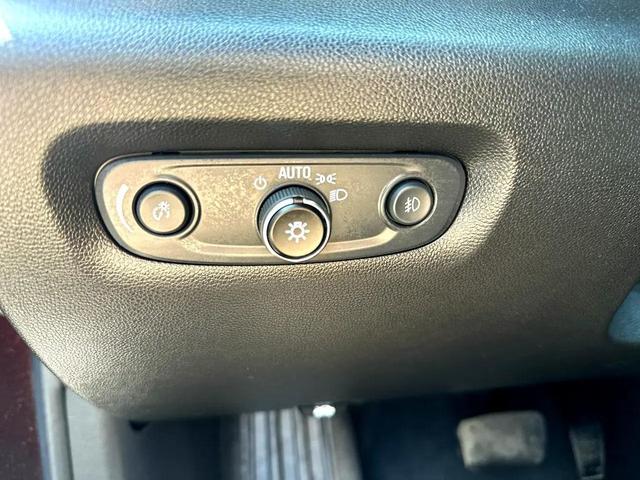Photo of 2021 MAROON Chevrolet Traverse