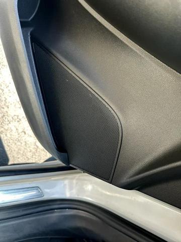 Photo of 2021 MAROON Chevrolet Traverse