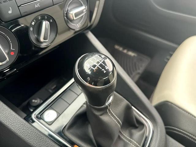 Photo of 2016 GRAY Volkswagen Jetta