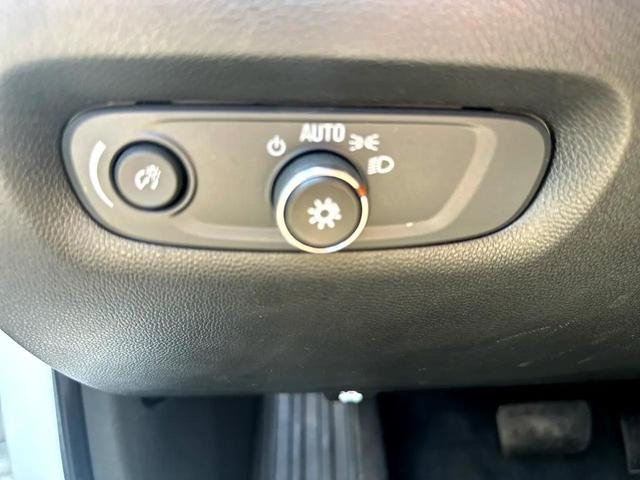 Photo of 2022 WHITE Chevrolet Traverse