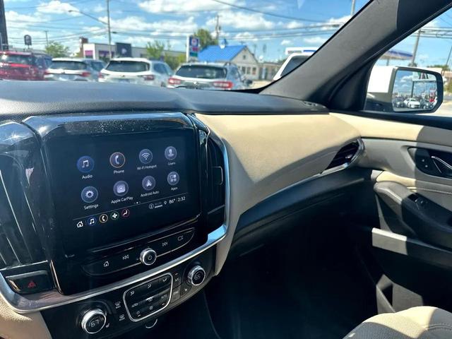 Photo of 2022 WHITE Chevrolet Traverse