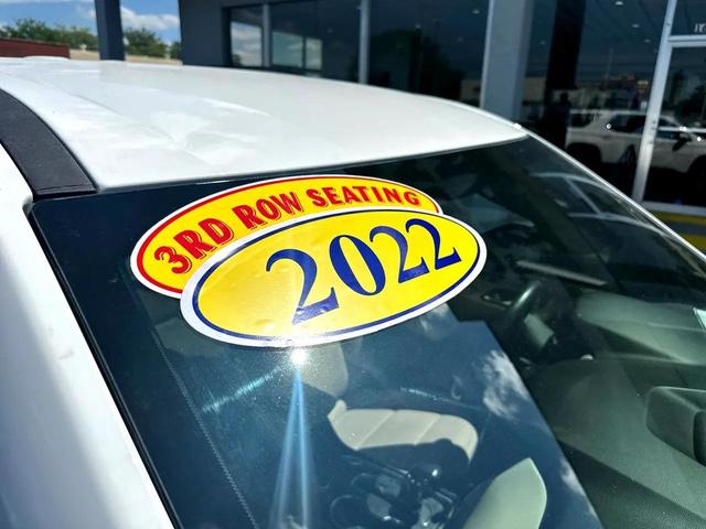 Photo of 2022 WHITE Chevrolet Traverse