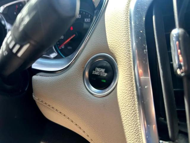 Photo of 2022 WHITE Chevrolet Traverse