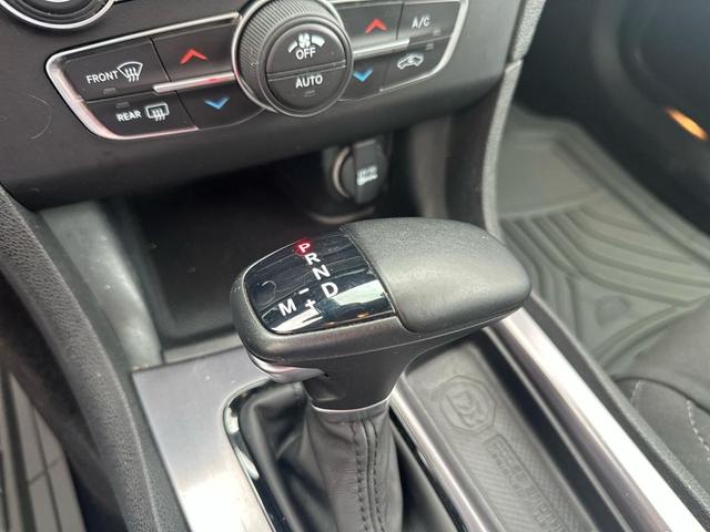 Photo of 2018 WHITE Dodge Charger
