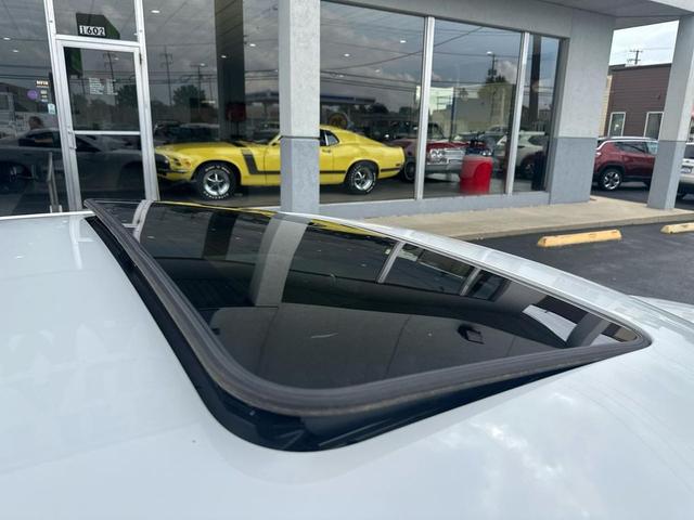 Photo of 2018 WHITE Dodge Charger