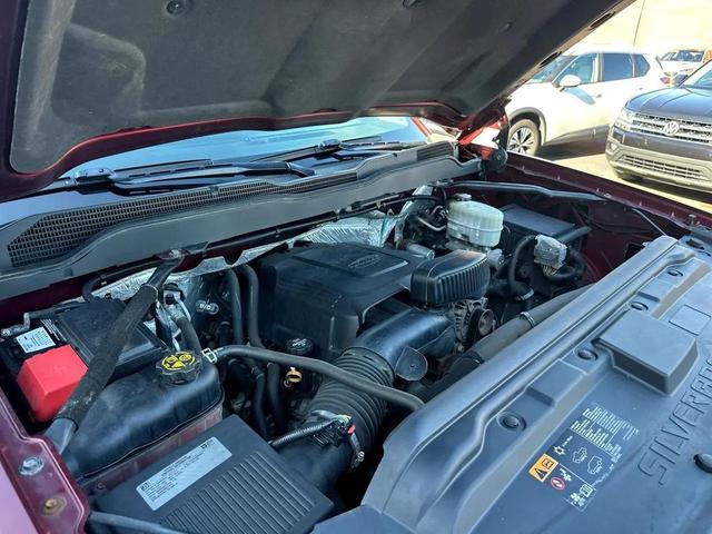 Photo of 2016 RED Chevrolet Silverado 2500