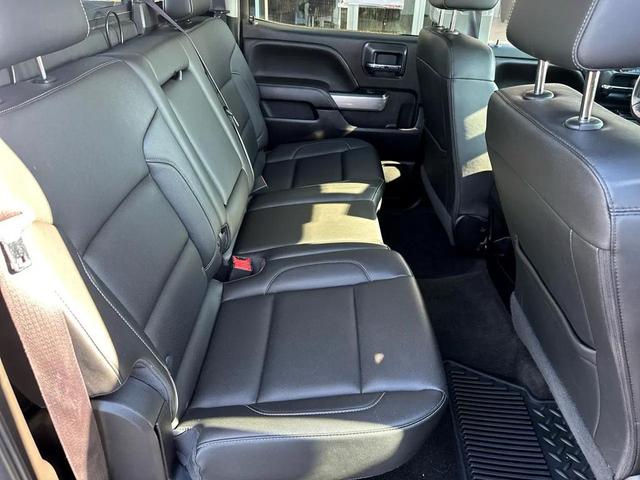 Photo of 2016 RED Chevrolet Silverado 2500