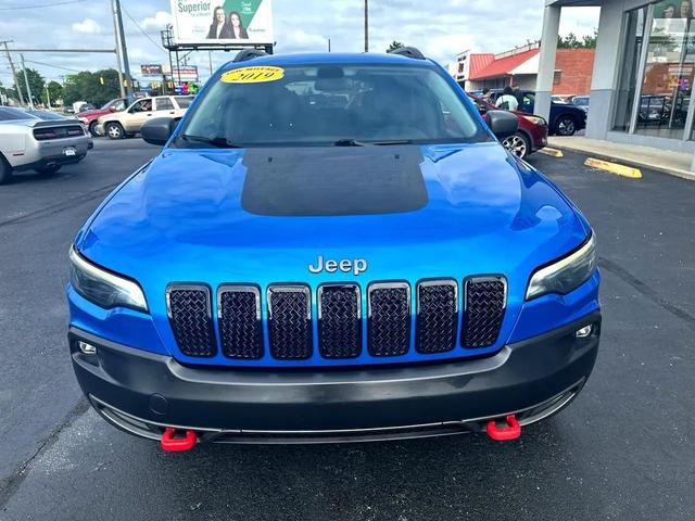 Photo of 2019 BLUE Jeep Cherokee