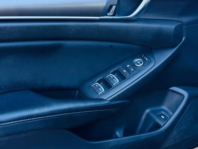 Photo of 2018 Gray Honda Accord