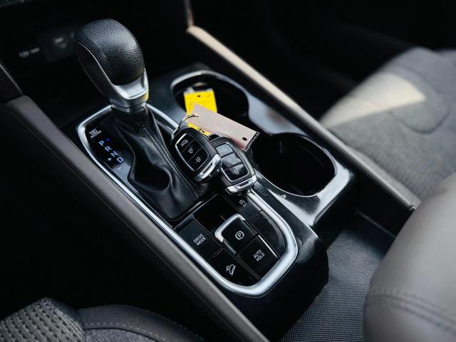 Photo of 2020 Orange Hyundai SANTA FE