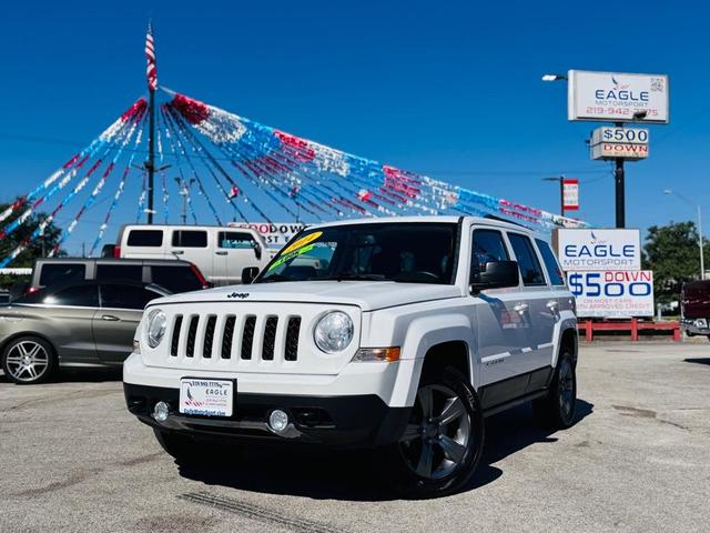Photo of 2014 White Jeep Patriot