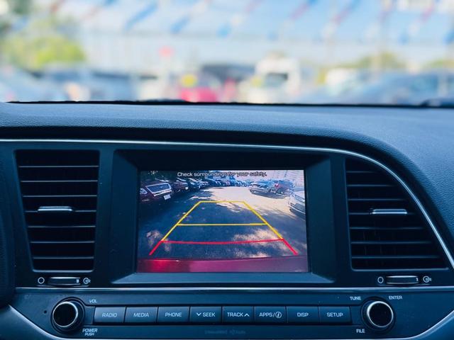 Photo of 2017 Scarlet Red Pearl Hyundai ELANTRA