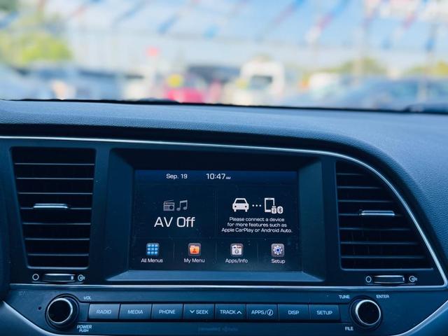 Photo of 2017 Scarlet Red Pearl Hyundai ELANTRA