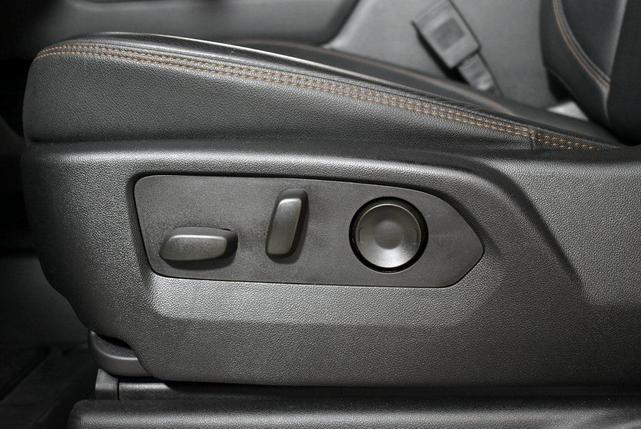 Photo of 2022 Summit White GMC Sierra 1500