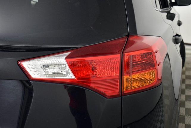 Photo of 2015 Black Toyota RAV4