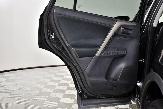 Photo of 2015 Black Toyota RAV4