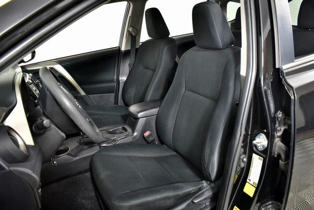 Photo of 2015 Black Toyota RAV4