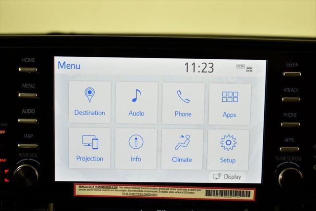 Photo of 2024 Pearl Toyota Sienna