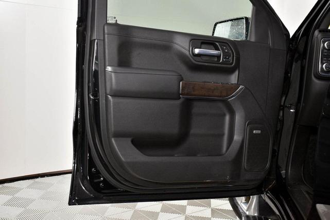 Photo of 2021 Onyx Black GMC Sierra 1500