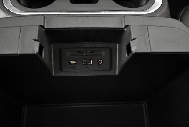 Photo of 2021 Onyx Black GMC Sierra 1500
