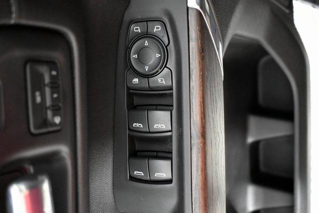 Photo of 2021 Onyx Black GMC Sierra 1500