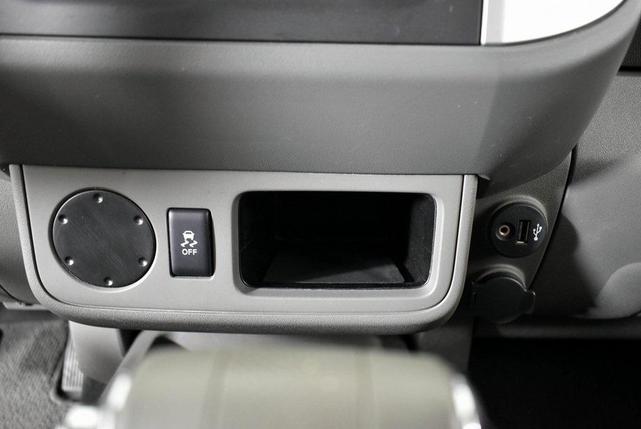Photo of 2019 Brilliant Silver Metallic Nissan Frontier