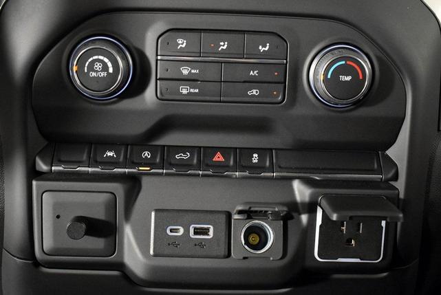 Photo of 2022 Glacier Blue Metallic Chevrolet Silverado 1500