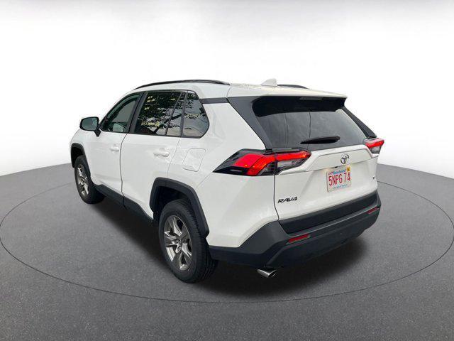 Photo of 2024 Ice Cap Toyota RAV4