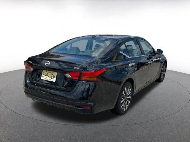 Photo of 2024 Super Black Nissan Altima