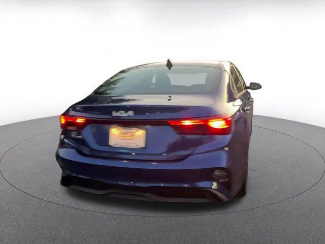 Photo of 2024 Deep Sea Blue Kia Forte
