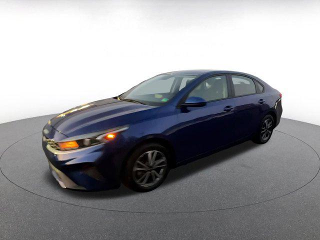 Photo of 2024 Deep Sea Blue Kia Forte