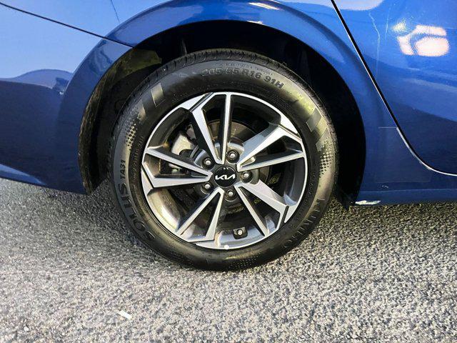 Photo of 2024 Deep Sea Blue Kia Forte