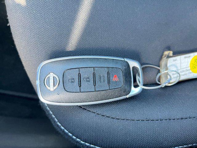 Photo of 2024 Gun Metallic Nissan Sentra