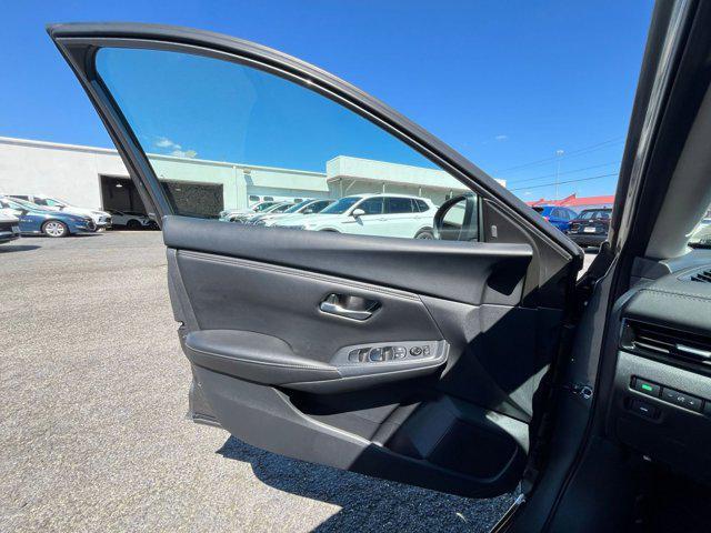 Photo of 2024 Gun Metallic Nissan Sentra