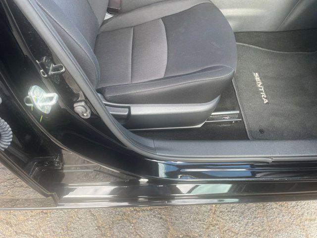 Photo of 2024 Super Black Nissan Sentra