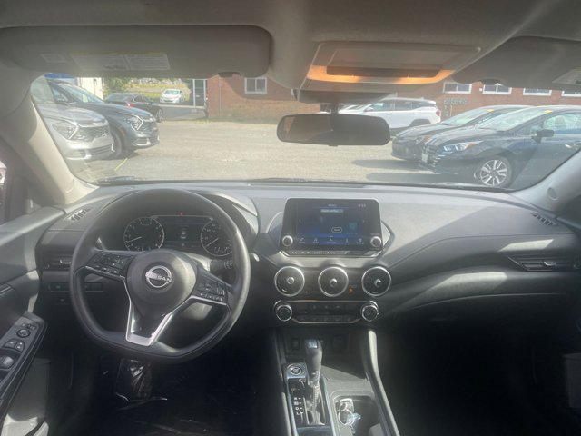 Photo of 2024 Super Black Nissan Sentra