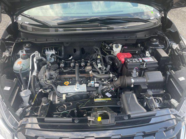 Photo of 2024 Gun Metallic Nissan Kicks