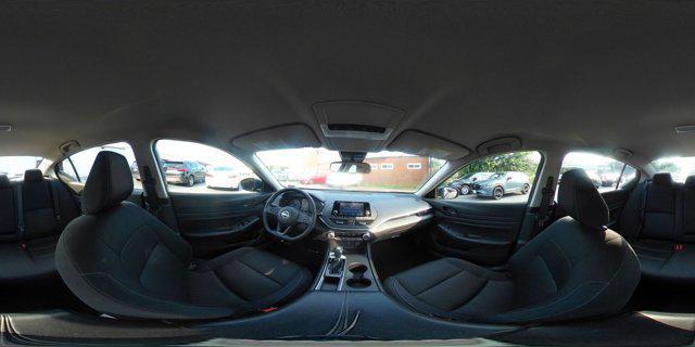 Photo of 2024 Super Black Nissan Altima