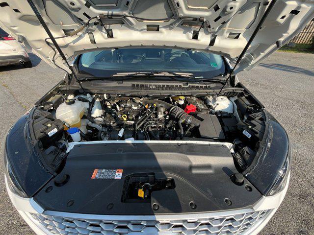 Photo of 2024 Oxford White Ford Edge