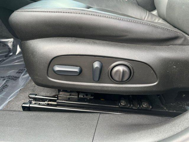 Photo of 2024 Mineral Gray Metallic Chevrolet Malibu
