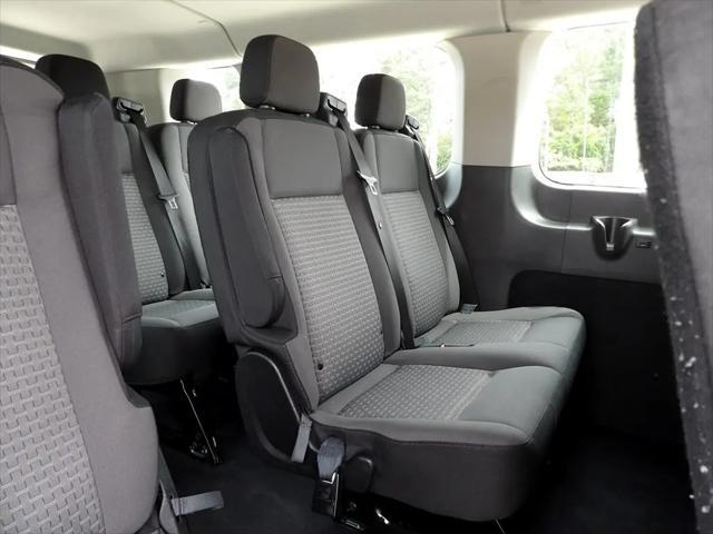 Photo of 2022 Oxford White Ford Transit-350