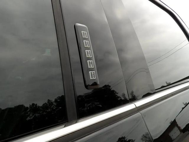 Photo of 2020 Agate Black Metallic Ford F-150