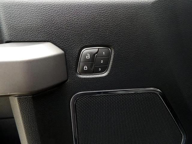 Photo of 2020 Agate Black Metallic Ford F-150