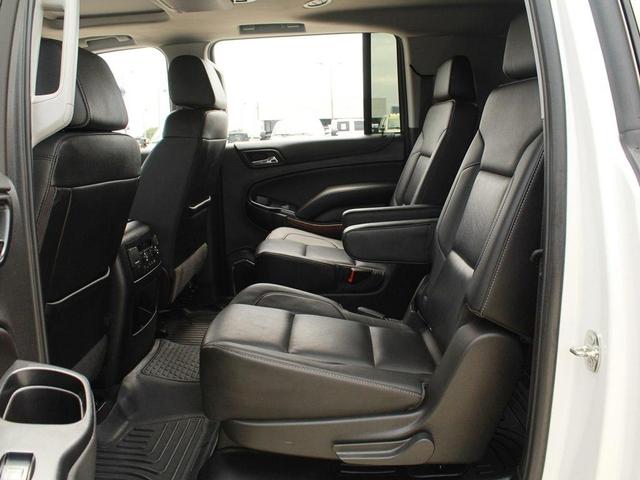 Photo of 2020 WHITE Chevrolet Suburban