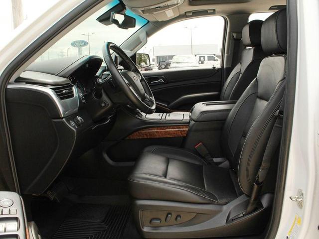 Photo of 2020 WHITE Chevrolet Suburban