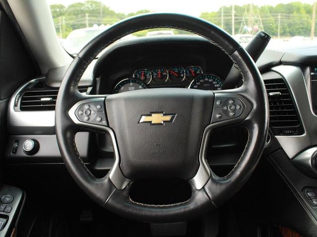 Photo of 2020 WHITE Chevrolet Suburban