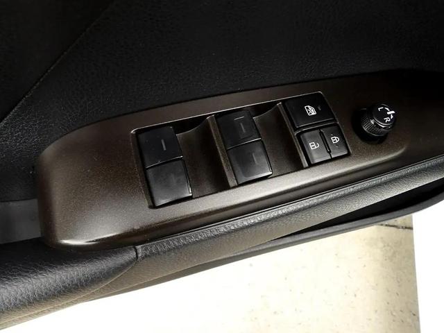 Photo of 2024 Ice Cap Toyota Camry