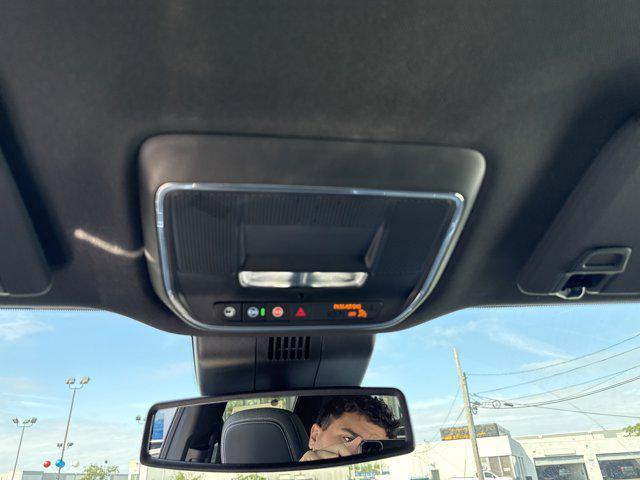 Photo of 2026 Deep Ocean Metallic GMC Sierra EV