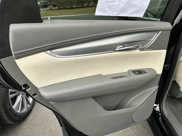 Photo of 2021 Stellar Black Metallic Cadillac XT5